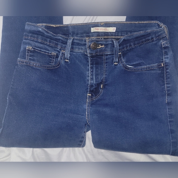 Levi's 710 Super Skinny Jeans Size 27 - Picture 2 of 6